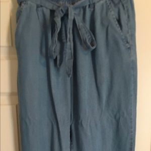 Jogger style lightweight denim jeans